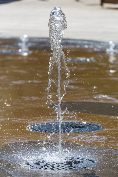 Fontaine sèche dynamique avec éclairage de la place des Cordeliers 4