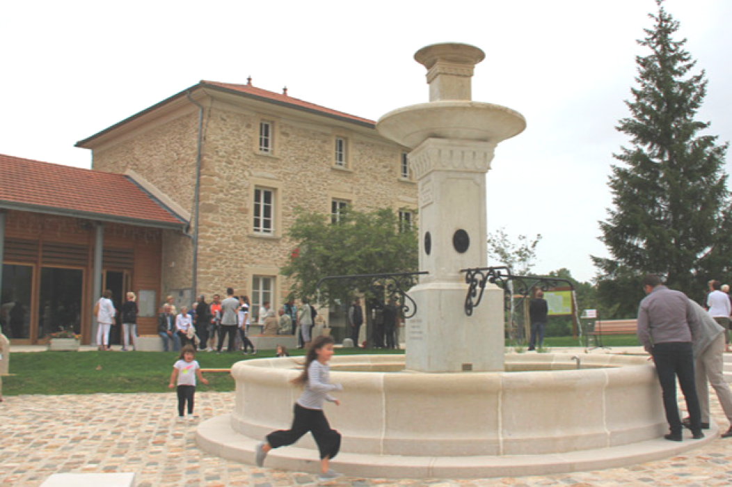 Fontaine de Varacieux 3