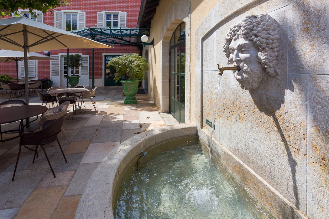 Hameau Duboeuf et sa tête de Bacchus 3